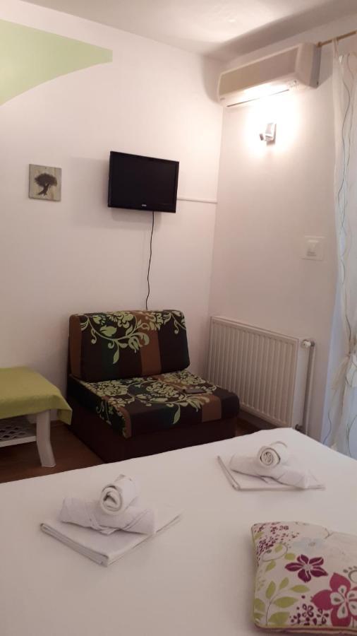 Apartments Meri Водице Экстерьер фото